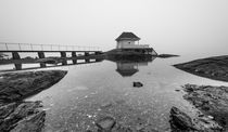 Cabin in the fog by Nuno Borges