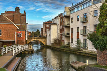 The Kennet And Avon Canal In Newbury by Ian Lewis