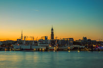 Skyline Hamburg by Bernd Willeke