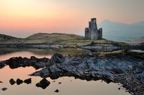 Ardvreck Castle on the shore of Loch Assynt von David Lyons