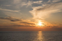 Schiff im Sonnenuntergang von m-pictures