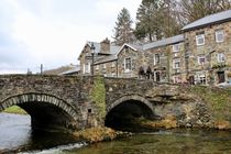 Village in North Wales  by figueiredosousa