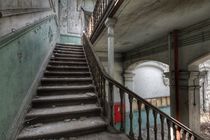 Stairway to V by Susanne  Mauz