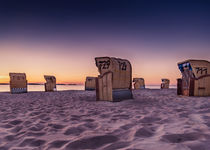 Strandkörbe am Ende des Tages by Andreas Plöger