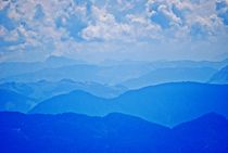 blaue Berge... by loewenherz-artwork