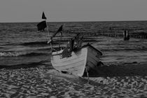 Boot am Strand von Ronny Schmidt
