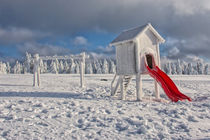 Schnee - Spielplatz auf dem Fichtelberg by Astrid Steffens