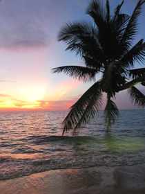 Traumhafter Sonnenuntergang auf der Insel Koh Chang in Thailand