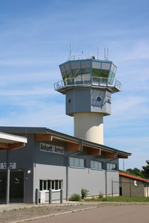 Tower Flughafen Altenburg by alsterimages