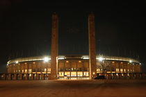 Berliner Olympiastadion bei Nacht von alsterimages