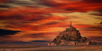 Brennender Himmel und Mont-Saint-Michel von buellom