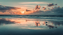 Sonnenuntergang am Strand von Norderney by Steffen Peters