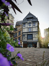 A Day In Rouen by Julian Berengar Sölter