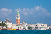 Blick auf historische Gebäude in Venedig by Rico Ködder