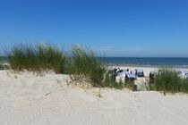 Strandszene auf Norderney 2 von j-winter