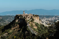 Civita di Bagnoregio, Italy by whiterabbitphoto