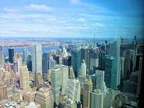 New York City mit Blick auf Manhattan  von Mellieha Zacharias