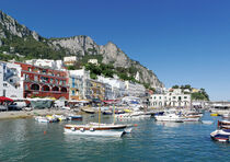 Capri: der Hafen Marina Grande von Berthold Werner