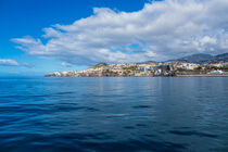 Blick auf die Stadt Funchal auf der Insel Madeira by Rico Ködder