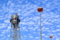 Industrie Wasserturm mit Infrarotlicht vor blauem Himmel im Ruhrgebiet by Christian Kubisch