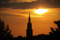 Kirchturm im Abendrot by claudia Otte