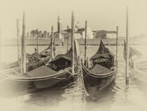 San Giorgio Maggiore-Kirche mit Gondel in Venedig von vogtart