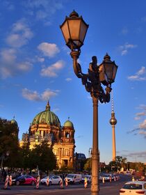 Berlin-Strassenblick by Edgar Schermaul