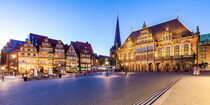 Marktplatz in Bremen am Abend von dieterich-fotografie