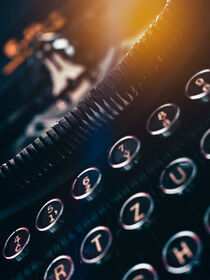 Schreibmaschine I. von Martin Dzurjanik