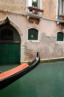 Gondel in Venedig von Bianca Grams