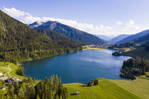 Luftbild Davos mit dem Davosersee in der Schweiz von dieterich-fotografie