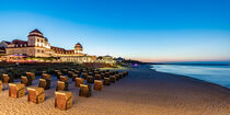 Seebad Binz mit dem Kurhaus auf der Insel Rügen von dieterich-fotografie