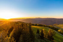 Sonnenaufgang am Schauinsland im Schwarzwald by dieterich-fotografie