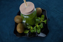 grüner Smothie mit Feldsalat Kiwi und Spinat by babetts-bildergalerie