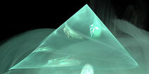 Fraktal Pyramide blau by Nick Freund