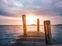 Steg mit Sonne und Wolken am Störmthaler See bei Leipzig by lichtbilder