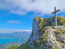 Kreuz auf dem Schafberg in 1740 Meter Höhe von magdeburgerin