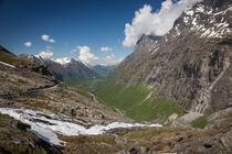 Skandinavien | Blick ins Tal by Cordula Maria Grahl