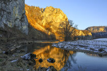 Uferlandschaft Donau mit Kalksteinfelsen bei Fridingen - Naturpark Obere Donau by Christine Horn