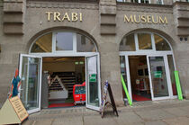 Eingang zum Trabi Museum von Edgar Schermaul