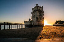 Der Torre de Belém in Lissabon zum Sonnenuntergang by jan Wehnert