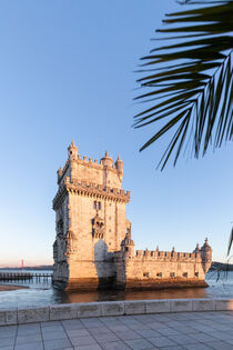 Der Torre de Belém in Lissabon zum Sonnenuntergang by jan Wehnert