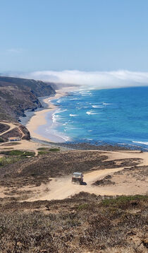 Range Rover and Landscape von David Senouf