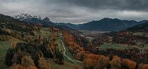 Bavarian Alps panorama with church of Wamberg during autumn  von Bastian Linder