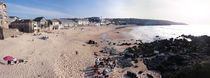 At The Beach In St Ives, Cornwall, UK. von Tom Hanslien