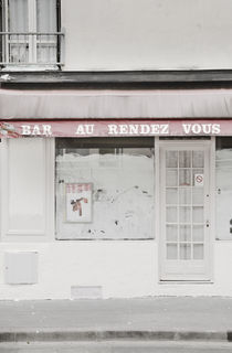 Bar A Rendez Vouz, Paris, France. by Tom Hanslien