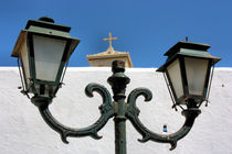 Mykonos Street Lamps von Ian C Whitworth