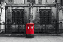 London, Dean's Yard. Post Box. von Alan Copson