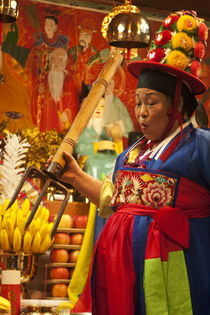 Shamanic ritual in Incheon/South Korea von Benjamin Hiller