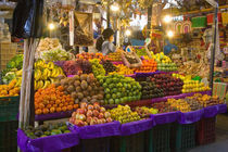 North America, Mexico, Guanajuato.  Produce for sale at Mercado Hidalgo. von Danita Delimont